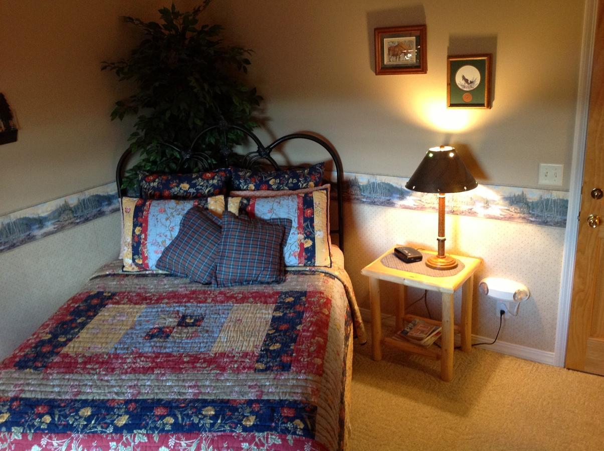 Blue Heron Inn Bed And Breakfast Rexburg Kamer foto